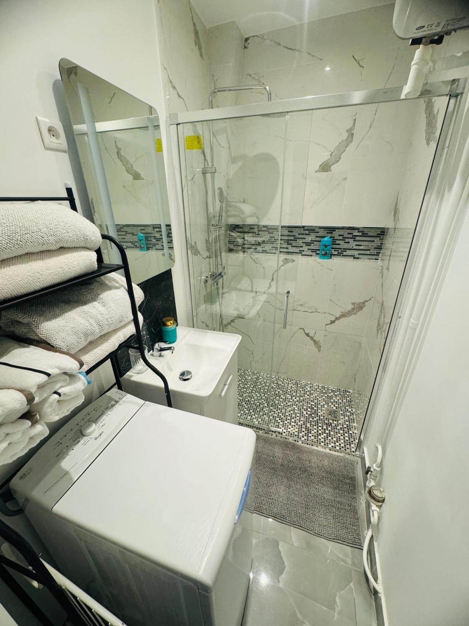 Charmante Appartement F2 Au Coeur De Paris 1Er מראה חיצוני תמונה